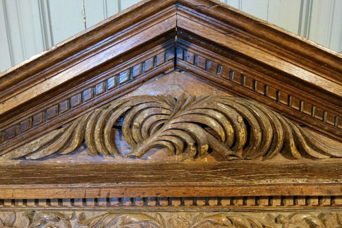 Fronton De Porte Renaissance