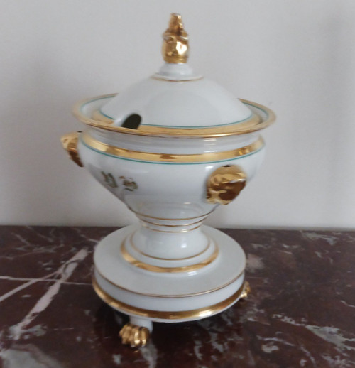 Paris, Restoration period, Louis Philippe - tripod jam maker in gilded and painted porcelain - monogrammed