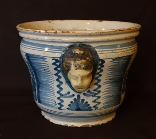 Cache Pot En Faïence De Nevers