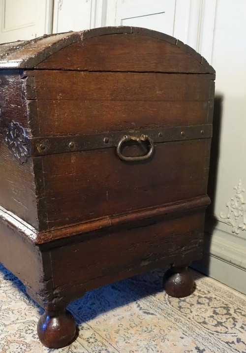 Louis XIV period chest