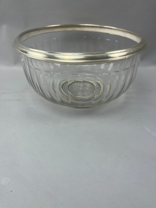 Saladier en cristal cerclé argent modèle Harcourt 