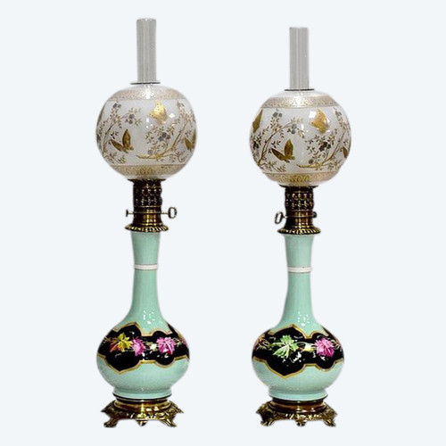 Paire de lampes à pétrole électrifiées – XIXe