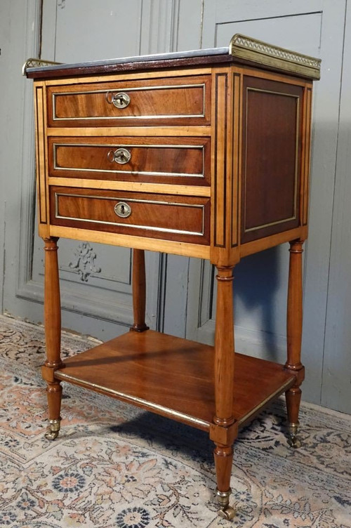 Louis XVI / Verzeichniszeit Chiffonnière-Tisch