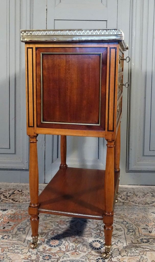 Louis XVI / Verzeichniszeit Chiffonnière-Tisch