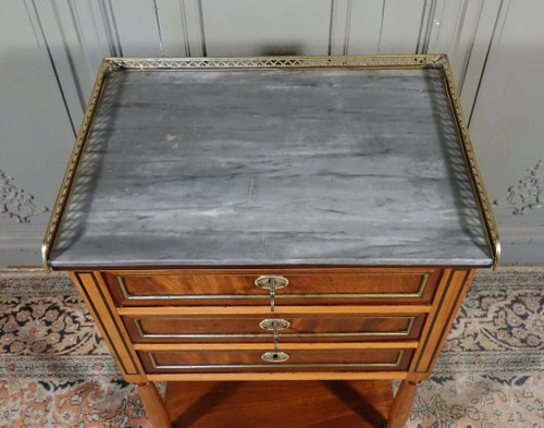 Louis XVI / Verzeichniszeit Chiffonnière-Tisch