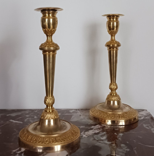 Paris, Louis XVI period - pair of candlesticks or torches - ormolu gilt bronze