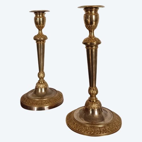 Paris, Louis XVI period - pair of candlesticks or torches - ormolu gilt bronze
