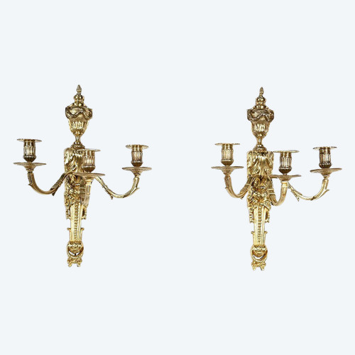 Paire d’Appliques en Bronze Doré, style Louis XVI – Milieu XIXe