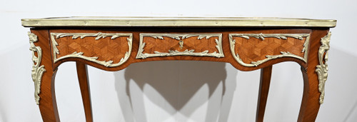Tavolo in palissandro e intarsio, stile Luigi XV - Inizio XX secolo