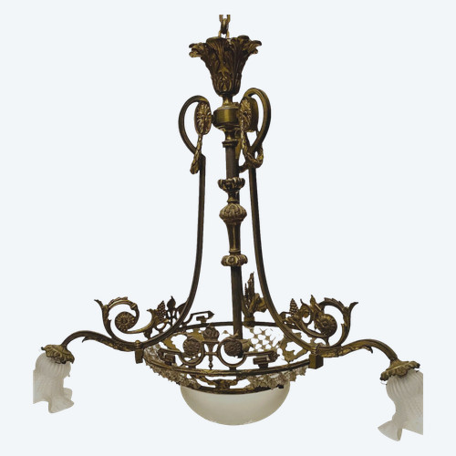 Kronleuchter im Stil Louis XV aus Bronze und Milchglas XX Jahrhundert