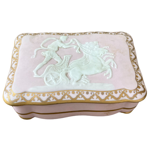 Candy box - Limoges porcelain - Tharaud - 20th Century