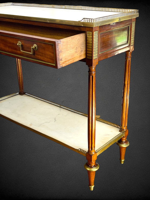 DESSERTE XVIIIe EPOQUE LOUIS IN ACAJOU BRONZE VERGOLDET A 2 PLATTEN BLANC MARBRE