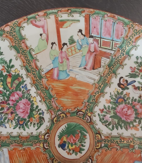 Grande piatto Canton del XIX secolo.