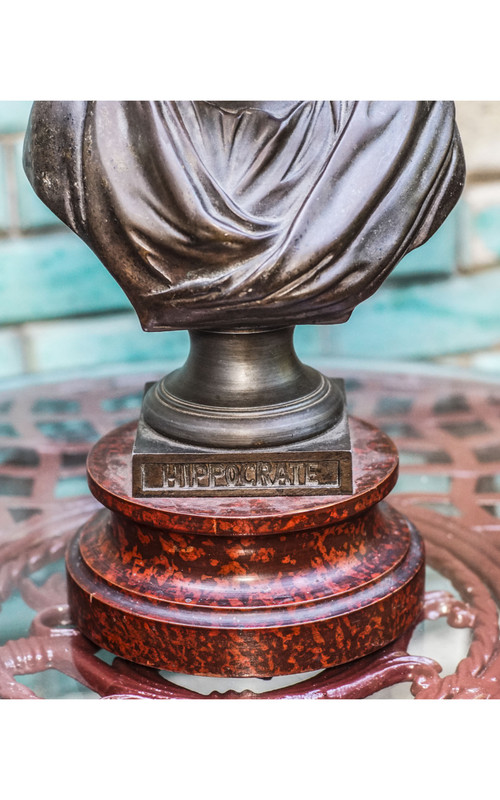 IPPOCRATE busto regolato su marmo 33 cm