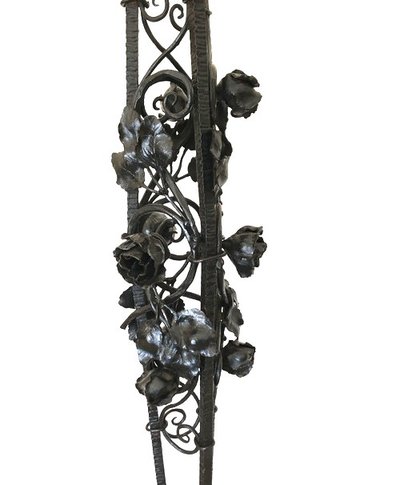 Battered iron floor lamp, Art Deco work around 1920