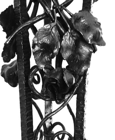 Battered iron floor lamp, Art Deco work around 1920