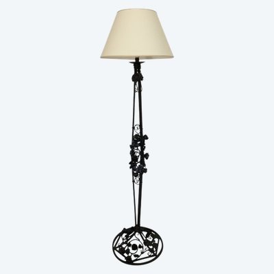 Battered iron floor lamp, Art Deco work around 1920