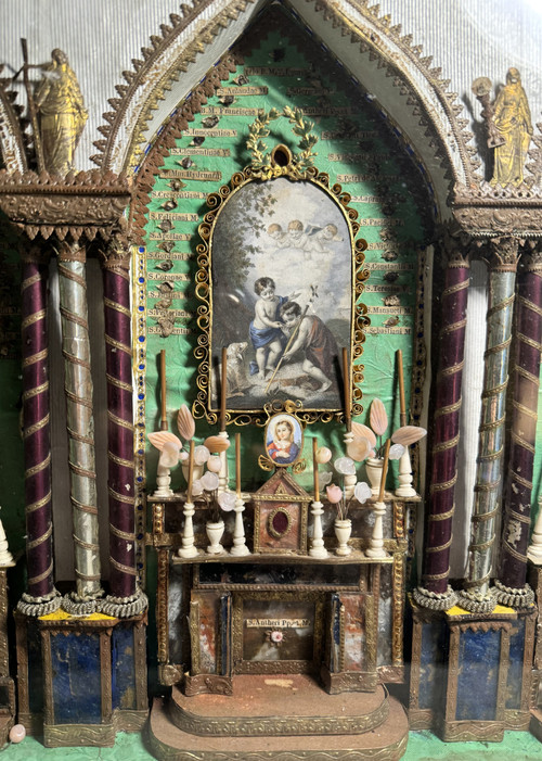Large Reliquary In Three Chapels With 77 Relics - 19th Century