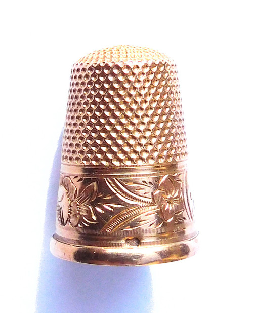 Small Sewing Thimble In 18 Carat Solid Gold For Little Girl Late 19th Century