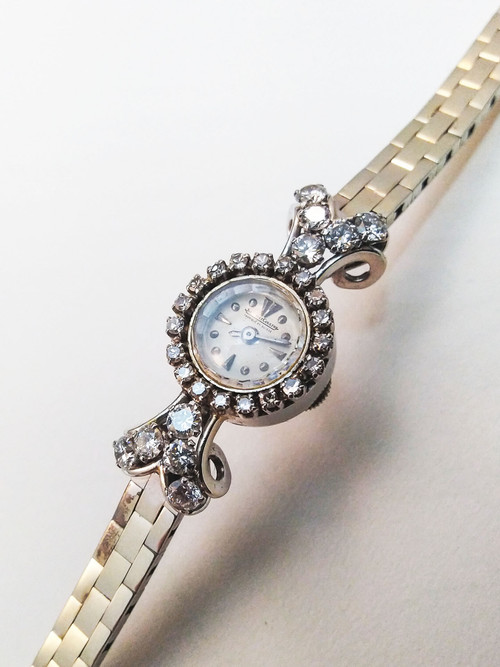 JAEGER LECOULTRE, FEMME, Diamants & Or blanc 18C