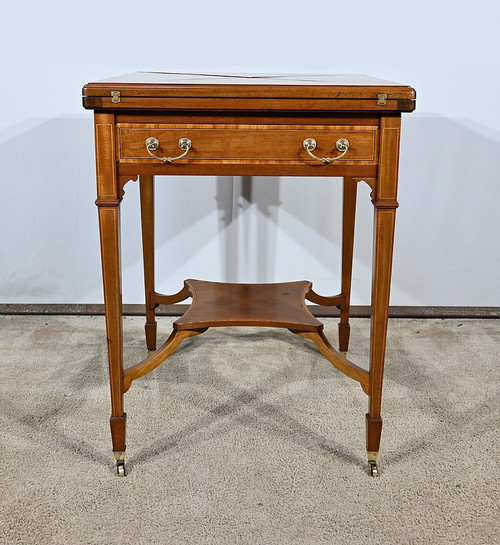 Table à Jeux dite Mouchoir en Acajou blond – 1930
