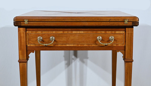 Table à Jeux dite Mouchoir en Acajou blond – 1930