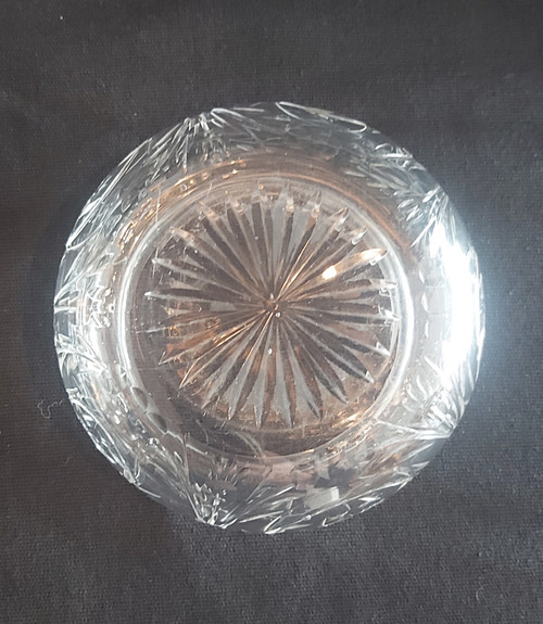 Small cut crystal candy box with silver lid