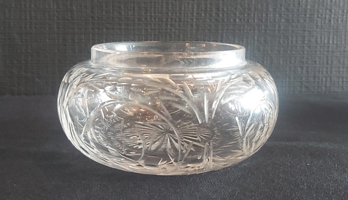 Small cut crystal candy box with silver lid