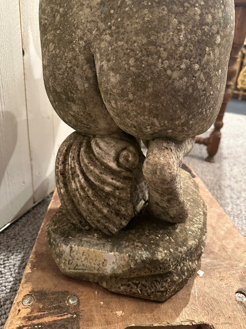 Statua in Marmo di Carrara Raffigurante Venere accovacciata, Firmata G. Rossi