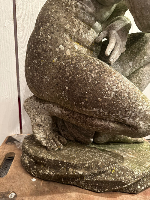 Statua in Marmo di Carrara Raffigurante Venere accovacciata, Firmata G. Rossi