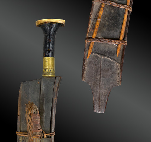 Lin gin or Kachin dha sword, northern Burma First third of the 20th century
