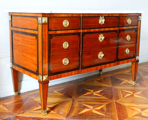 Grande cassettone intarsiato, periodo Luigi XVI - 145,5 cm