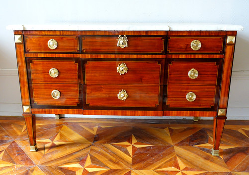 Grande cassettone intarsiato, periodo Luigi XVI - 145,5 cm