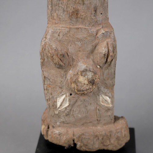 Poteau de divination – Vuvi, Gabon