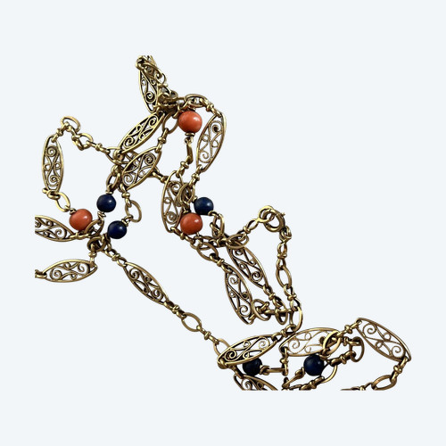 5216- Lange Halskette aus altem Gelbgold-Korallen-Lapislazuli