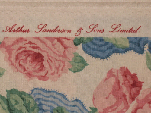 Large length of floral fabric by Arthur Sanderson "Garland of roses" long: 11 meters