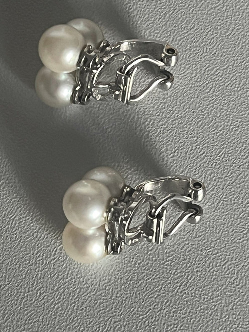 5360 - Orecchini con diamanti in oro bianco