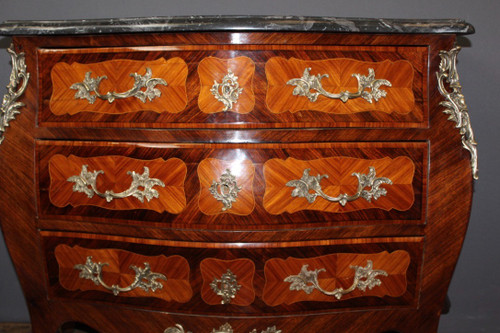 Cassettiera in stile Luigi XV intarsiata