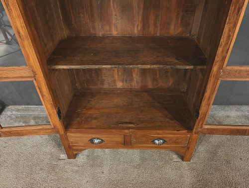Vetrinetta in teak massiccio, India - Inizio XX secolo