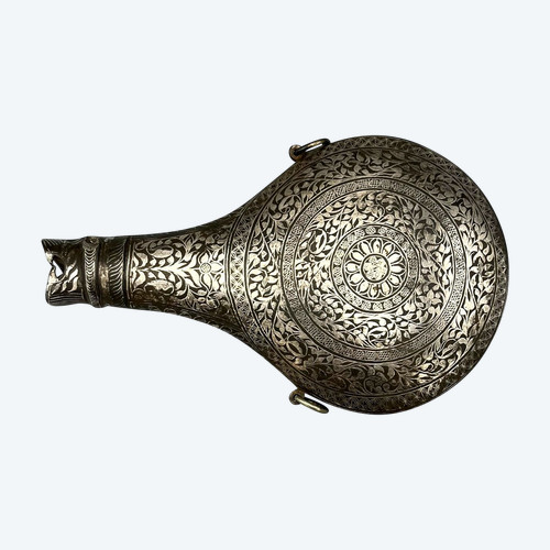 Poire à poudre à tête de tigre - Inde - Vers 1900