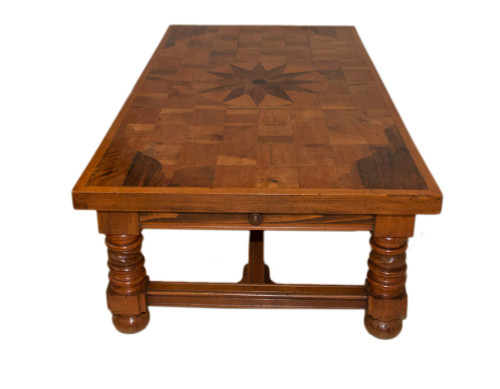 Table Basse en noyer époque Fin XIXe Siècle