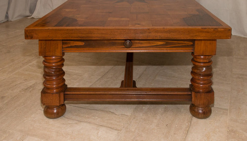 Table Basse en noyer époque Fin XIXe Siècle