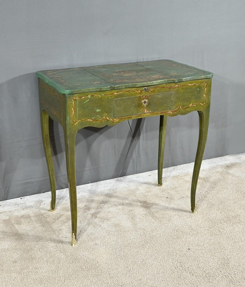 Petite Coiffeuse en Chêne Peint, style Louis XV – Fin XVIIIe