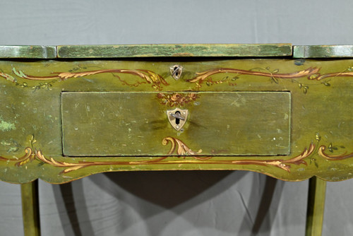 Petite Coiffeuse en Chêne Peint, style Louis XV – Fin XVIIIe