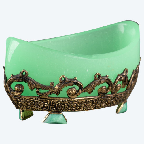 Salière en opaline, XIXe siècle 