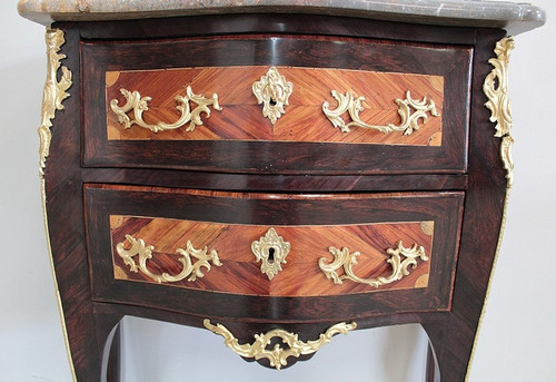 Commode époque Louis XV, estampillée ELLAUME XVIIIe