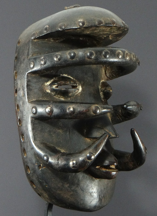 Ouest De La Côte D’ivoire, Peuple Bété, Première Moitié Du XXème Siècle, Superbe Masque En Bois.