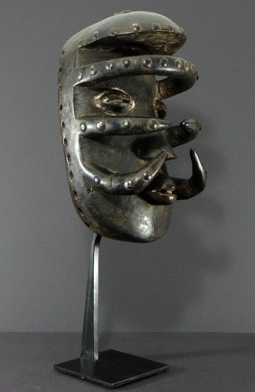 Ouest De La Côte D’ivoire, Peuple Bété, Première Moitié Du XXème Siècle, Superbe Masque En Bois.