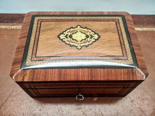Sewing box