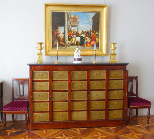 Bedeutende Mahagoni-Pappschachtel aus der Restaurationszeit – 192 cm